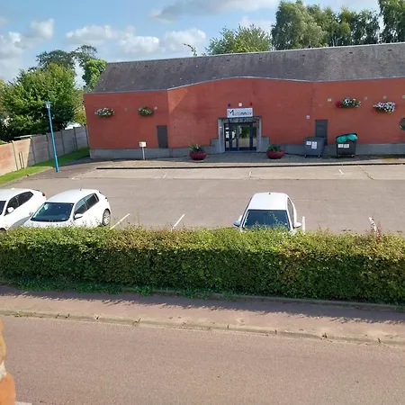 Le Jardin Des Lilas 3* Néville